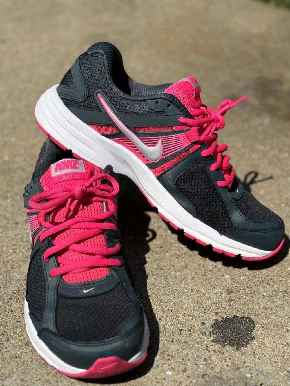 Nike Dart 10 Womens 9 Black Pink Running Shoes Y2K Retro Sportcore Sneakers4135